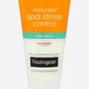 Neutrogena Visibly Clear Daily Scrub 150ml